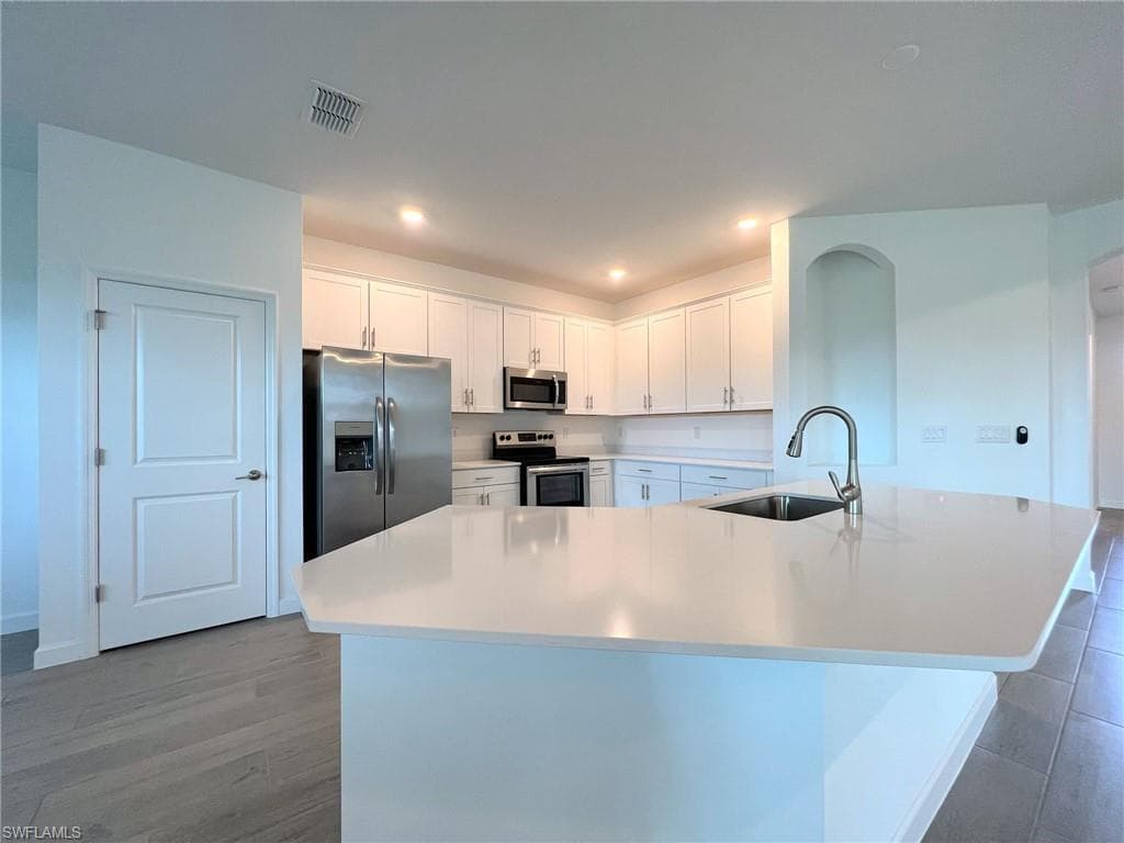 1388 Birdie Dr, Naples, FL 34120-5