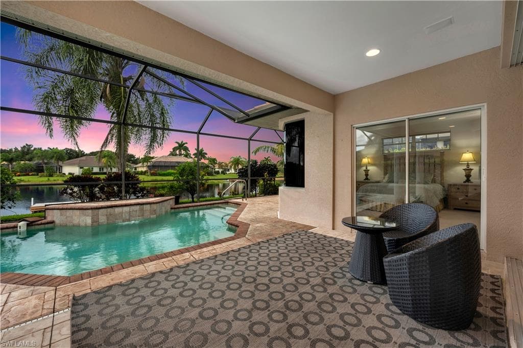 11009 Longshore Way E, Naples, FL 34119-10