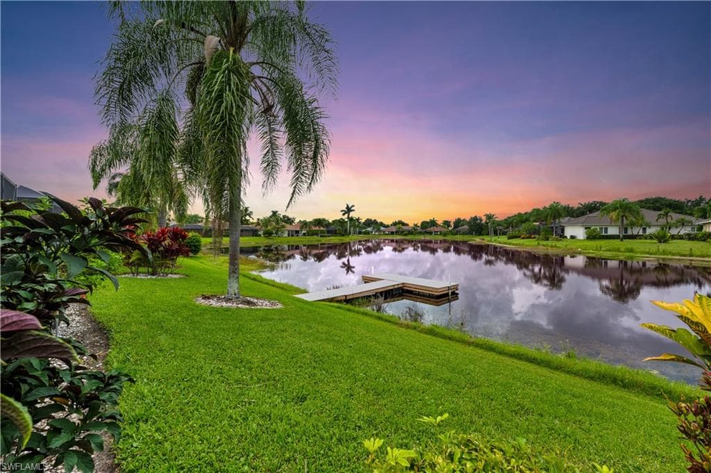 11009 Longshore Way E, Naples, FL 34119-4