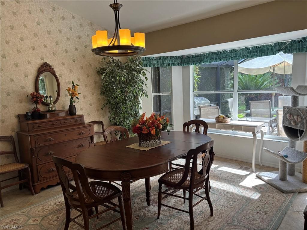 852 Belville Blvd, Naples, FL 34104-11