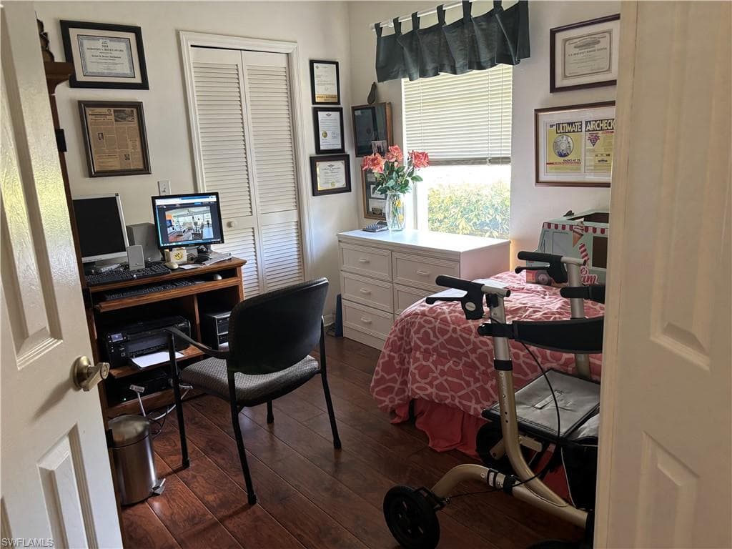 852 Belville Blvd, Naples, FL 34104-13
