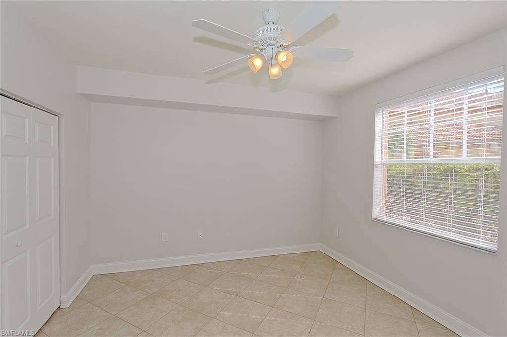 7905 Preserve Cir 111, Naples, FL 34119-18