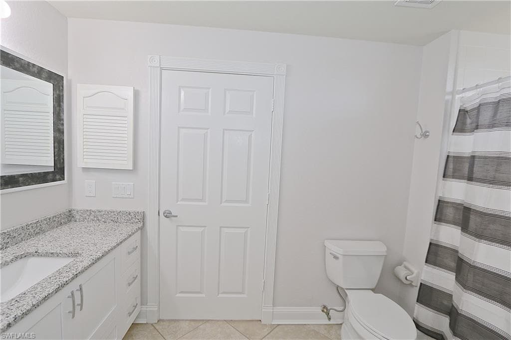 7905 Preserve Cir 111, Naples, FL 34119-20
