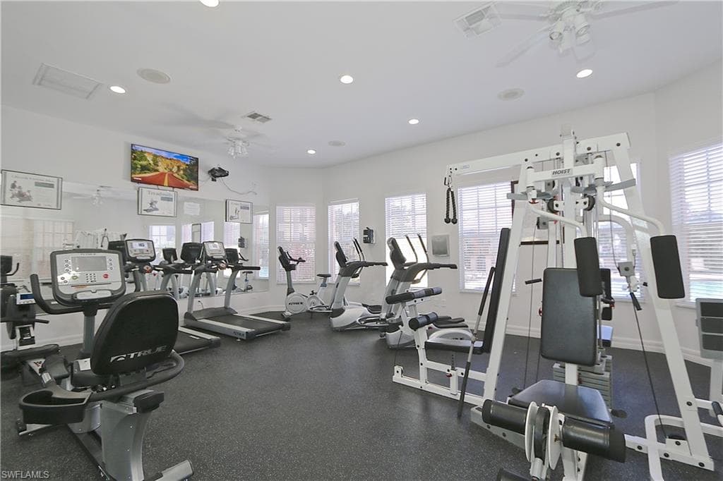7905 Preserve Cir 111, Naples, FL 34119-35