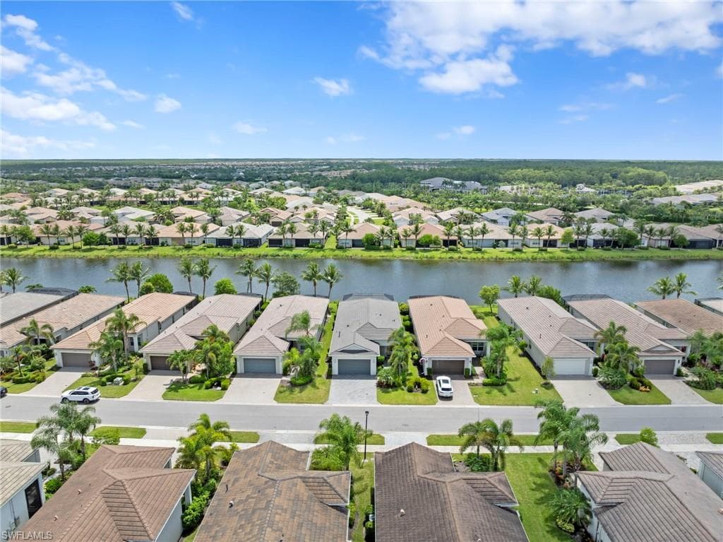 28471 Montecristo Loop, Bonita Springs, FL 34135-39