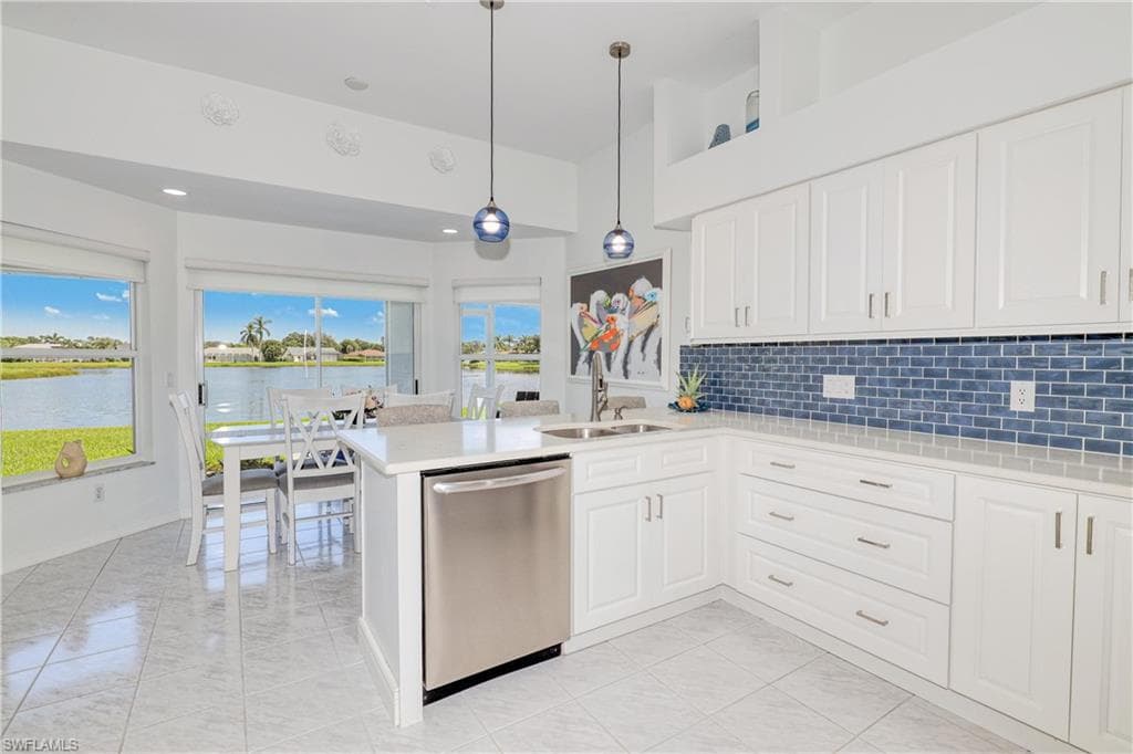 22589 Island Lakes Dr, Estero, FL 33928-12