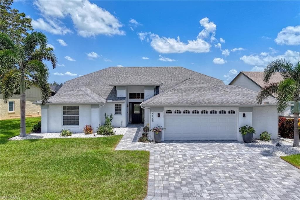 22589 Island Lakes Dr, Estero, FL 33928-3