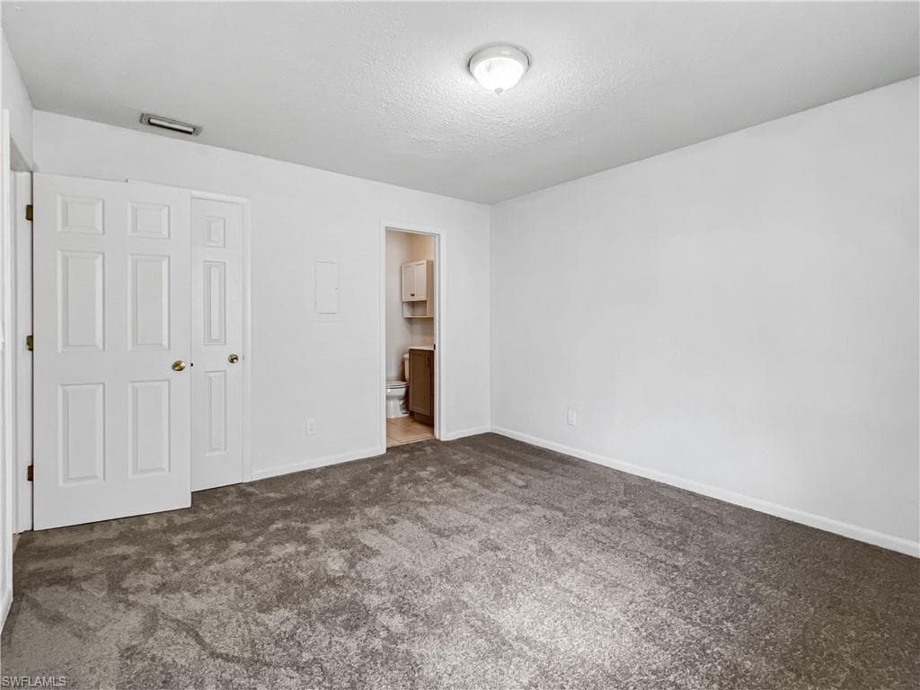 4613 Bayshore Dr B7, Naples, FL 34112-20