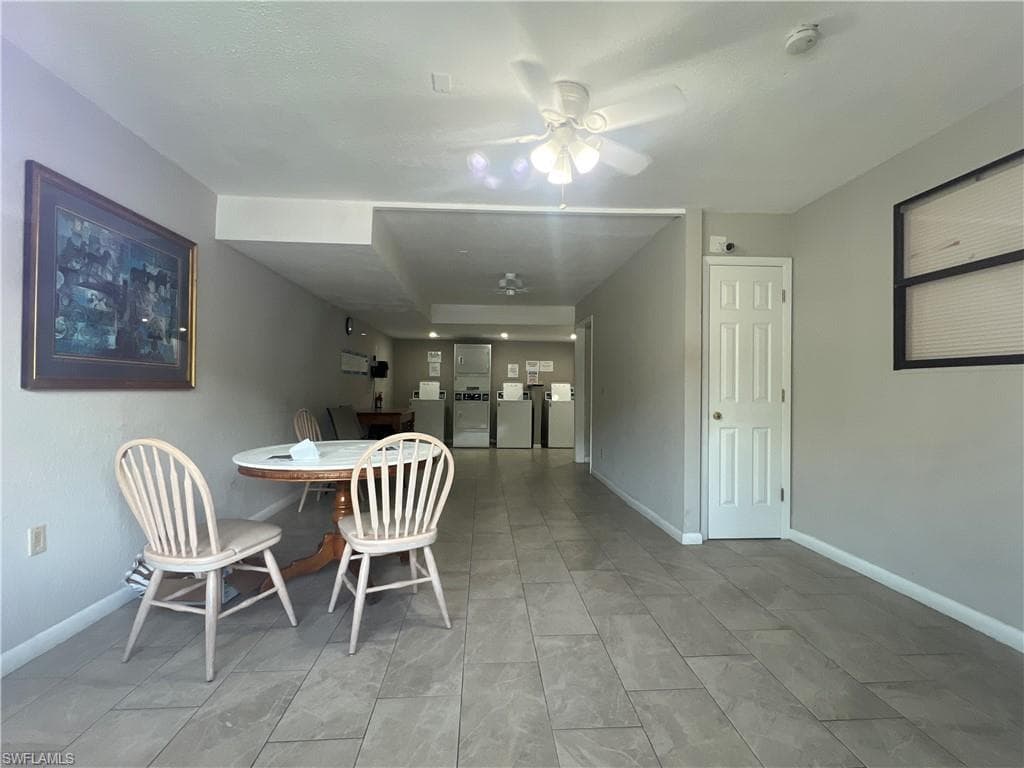4613 Bayshore Dr B7, Naples, FL 34112-32