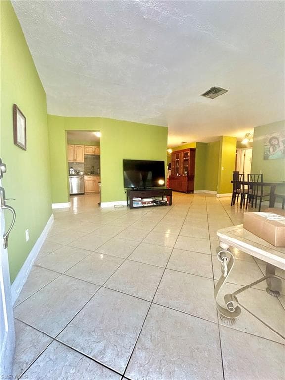 4212 32nd Ave SW, Naples, FL 34116-2