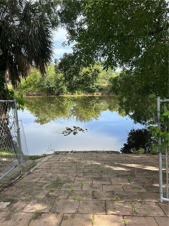 4212 32nd Ave SW, Naples, FL 34116-6