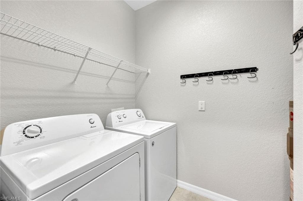 9621 Spanish Moss Way 3831, Bonita Springs, FL 34135-27