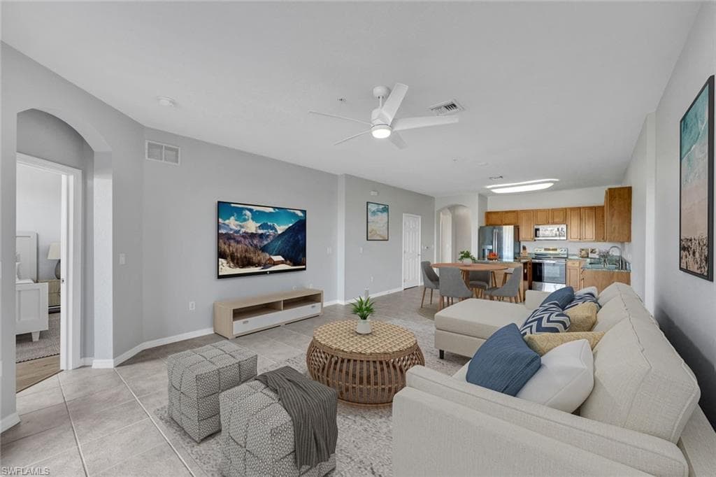 9621 Spanish Moss Way 3831, Bonita Springs, FL 34135-1