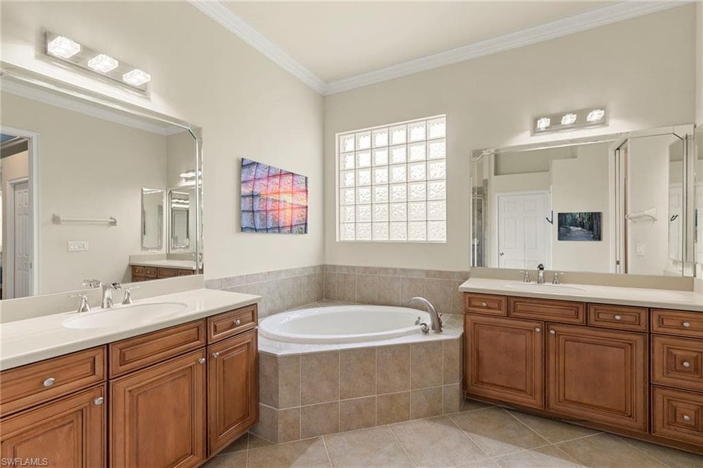 10512 Heritage Bay Blvd, Naples, FL 34120-21