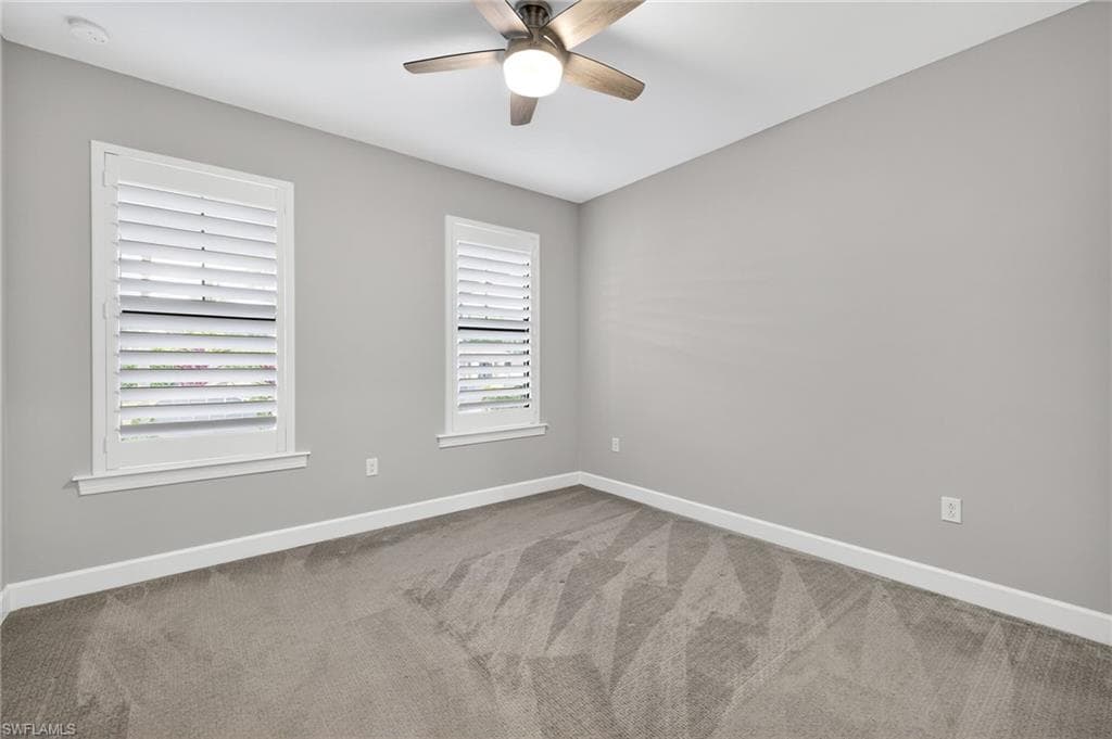 19084 Marquesa Dr, Fort Myers, FL 33913-32