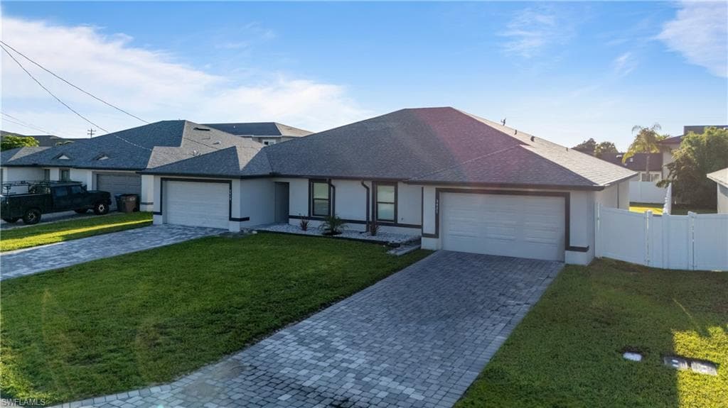 3419/3421 8th Pl, Cape Coral, FL 33914-27
