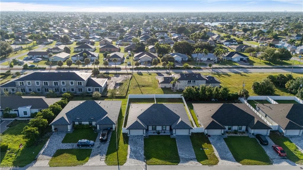 3419/3421 8th Pl, Cape Coral, FL 33914-29