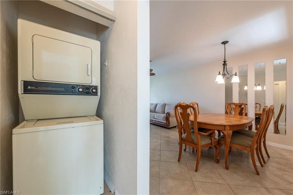 1006 Pine Isle Ln 1006, Naples, FL 34112-8
