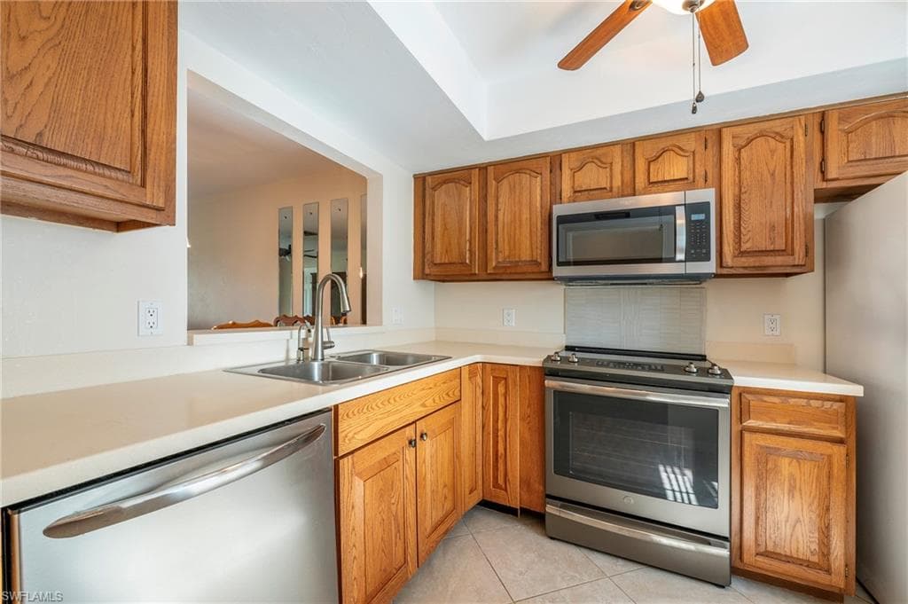 1006 Pine Isle Ln 1006, Naples, FL 34112-10