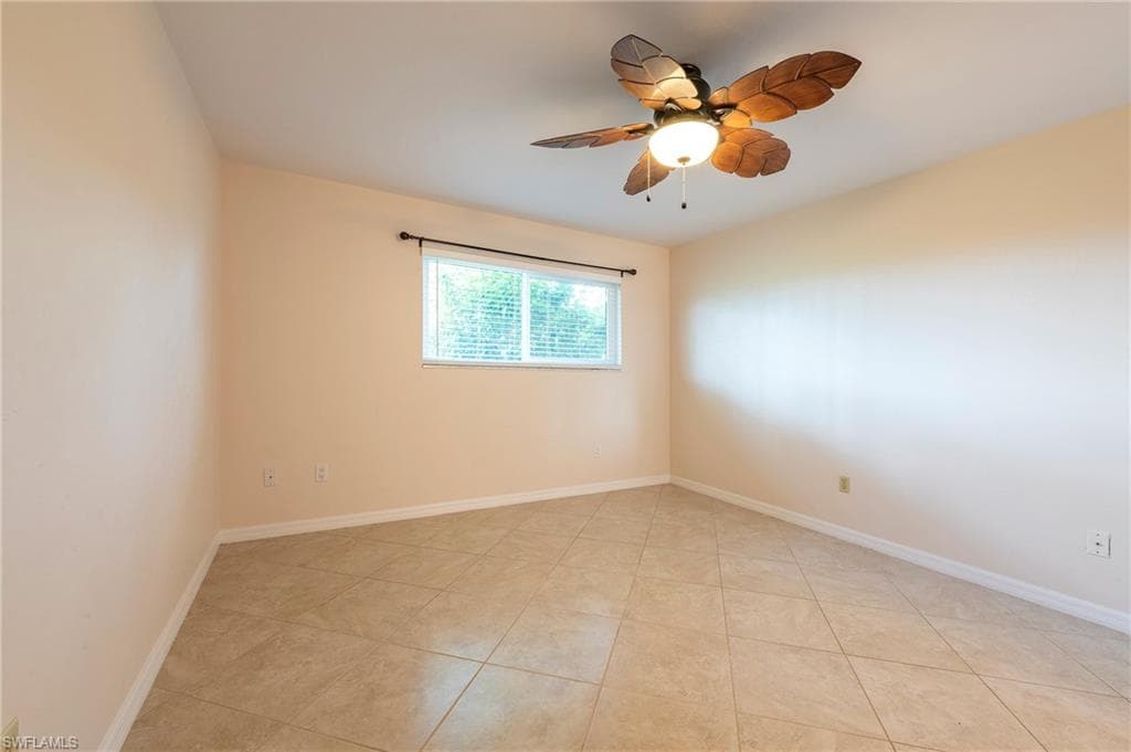 1006 Pine Isle Ln 1006, Naples, FL 34112-16