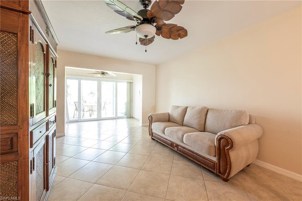 1006 Pine Isle Ln 1006, Naples, FL 34112-3