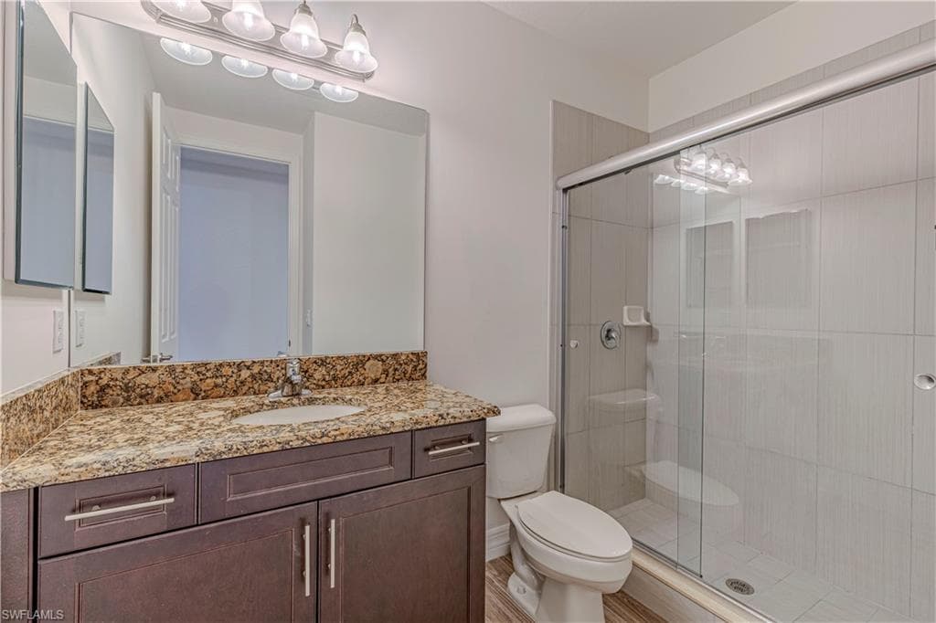 13852 Luna Dr, Naples, FL 34109-16