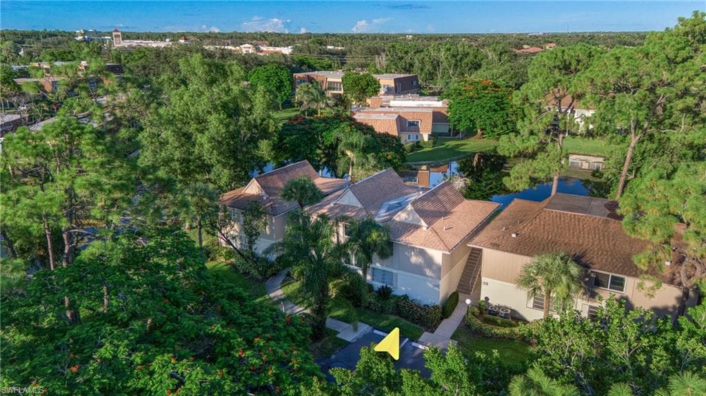 19 Bob O Link Ct A, Naples, FL 34105-2