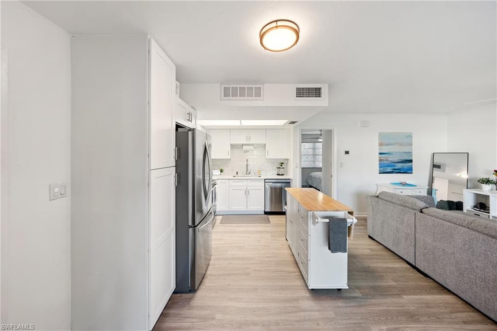 19 Bob O Link Ct A, Naples, FL 34105-7