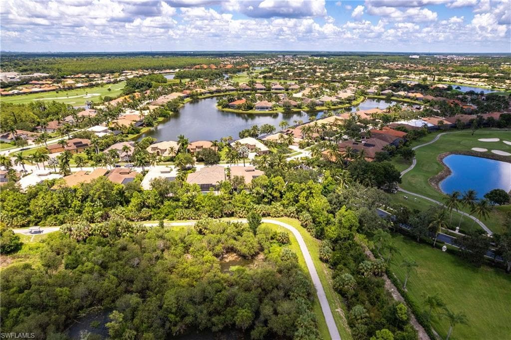 8886 Shenendoah Cir, Naples, FL 34113-34