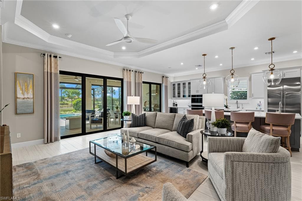 8943 Cappello Ct, Naples, FL 34119-4