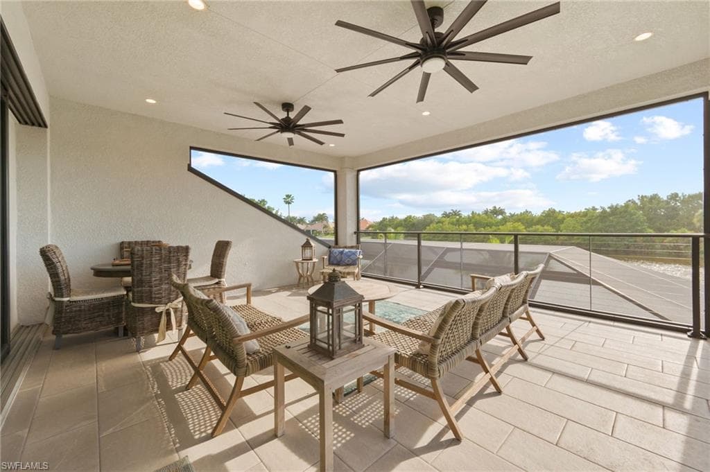 6303 Highcroft Dr, Naples, FL 34119-30