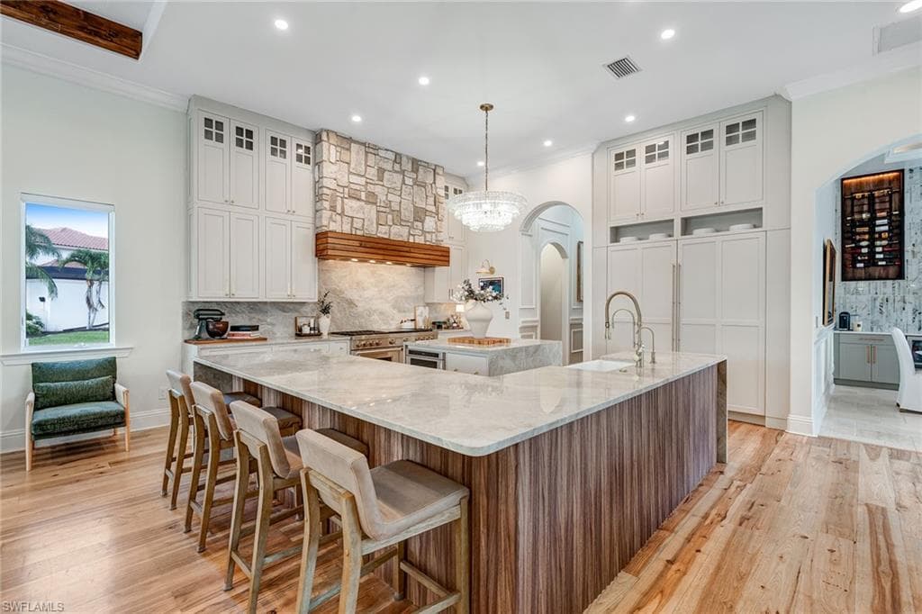 12450 Vittoria Way, Fort Myers, FL 33912-15