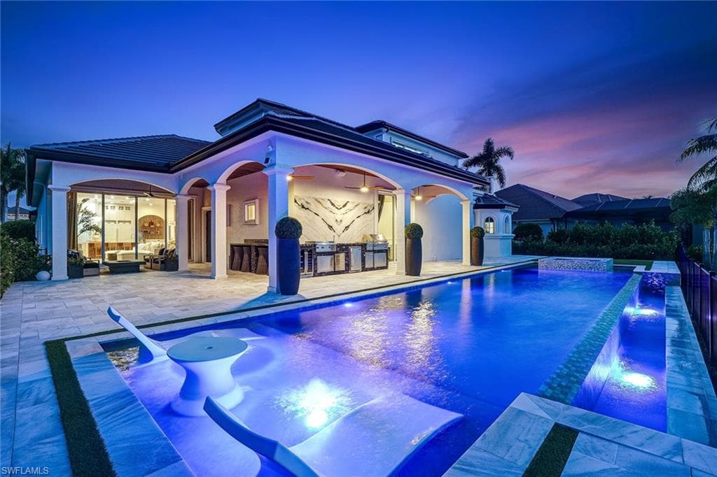 12450 Vittoria Way, Fort Myers, FL 33912-4