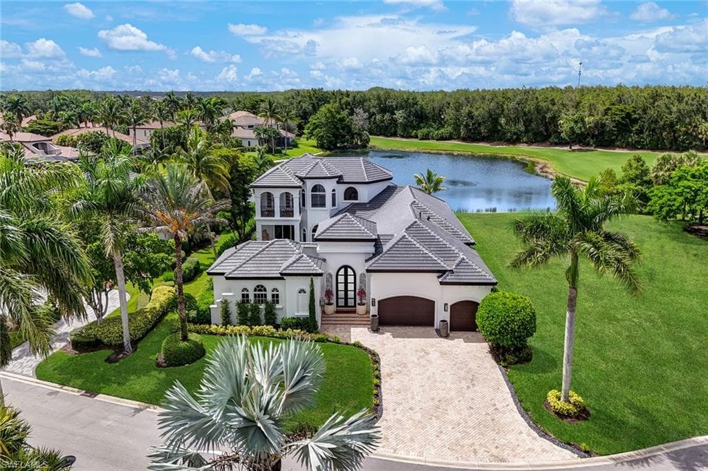 12450 Vittoria Way, Fort Myers, FL 33912-7