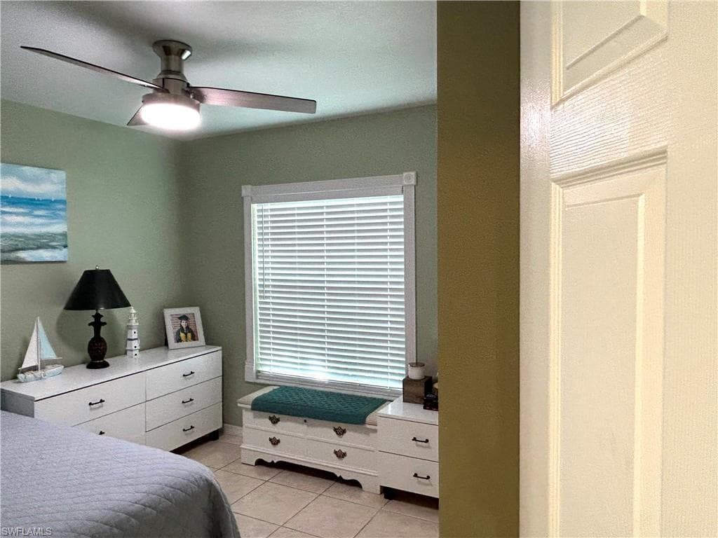 5364 Texas Ave, Naples, FL 34113-11