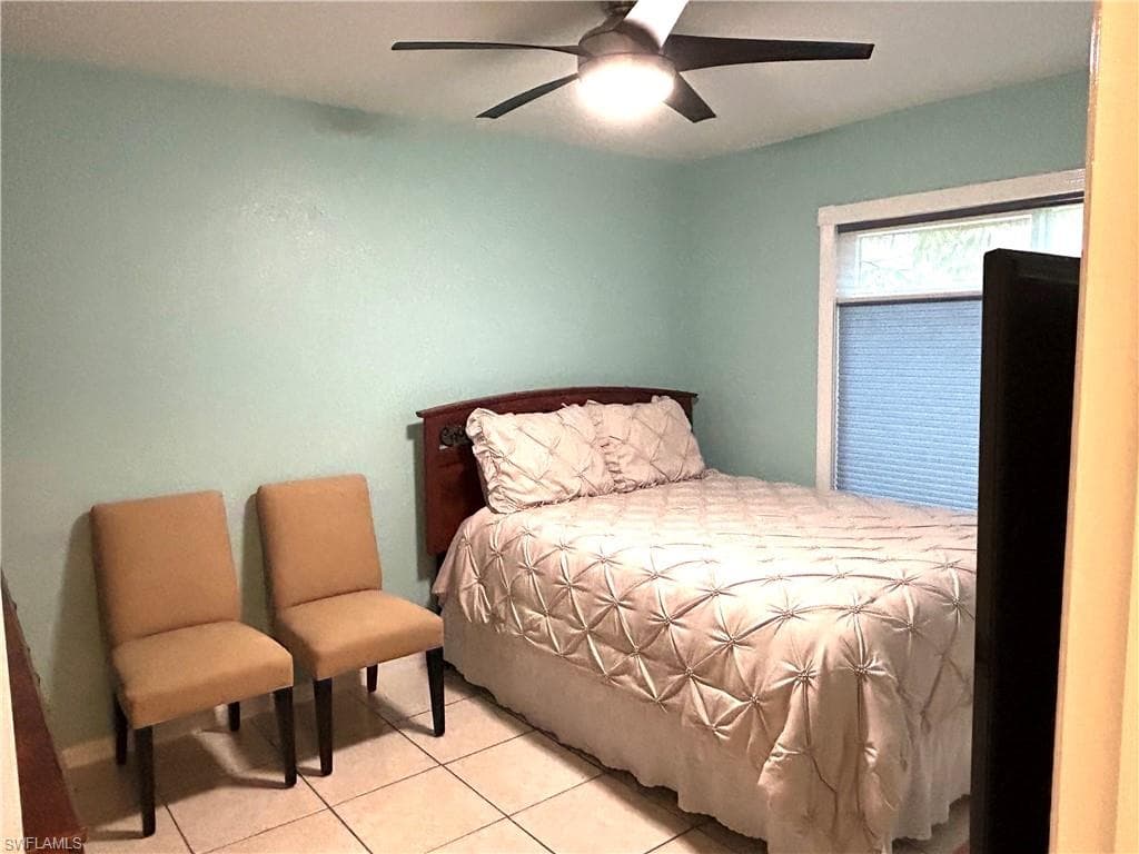 5364 Texas Ave, Naples, FL 34113-13
