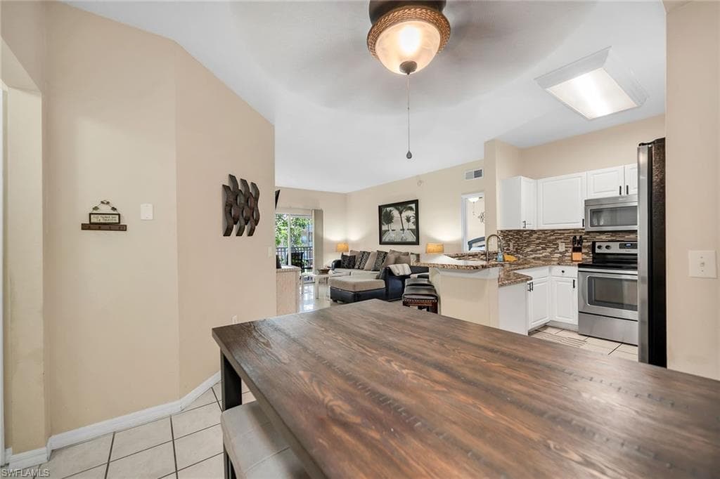 15605 Ocean Walk Cir 203, Fort Myers, FL 33908-13