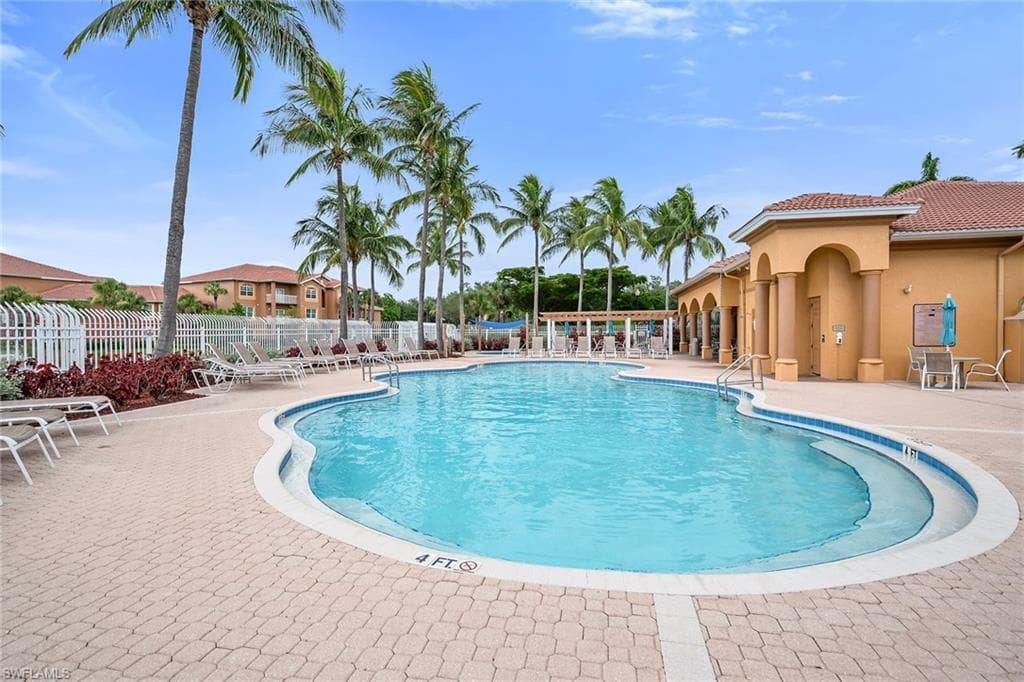 15605 Ocean Walk Cir 203, Fort Myers, FL 33908-47