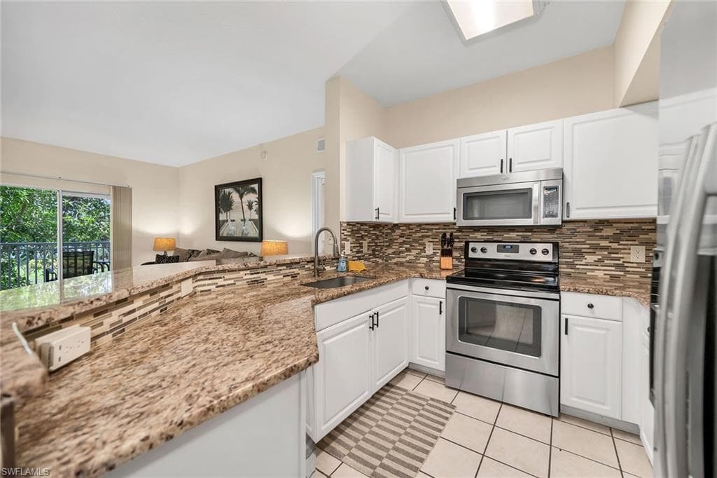 15605 Ocean Walk Cir 203, Fort Myers, FL 33908-4