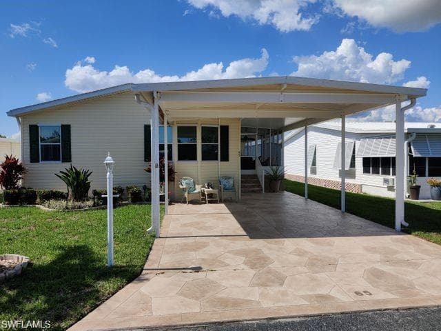 65 Turquoise Ave 65t, Naples, FL 34114-1