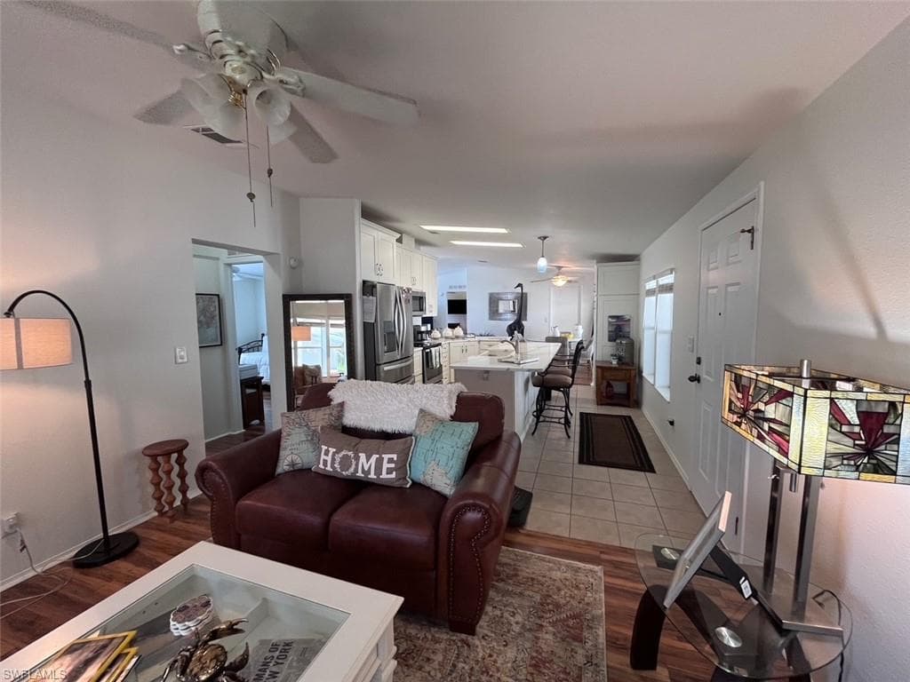 65 Turquoise Ave 65t, Naples, FL 34114-19