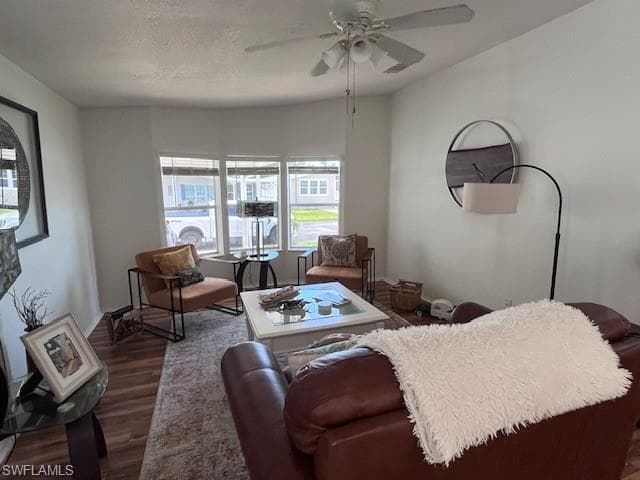 65 Turquoise Ave 65t, Naples, FL 34114-20