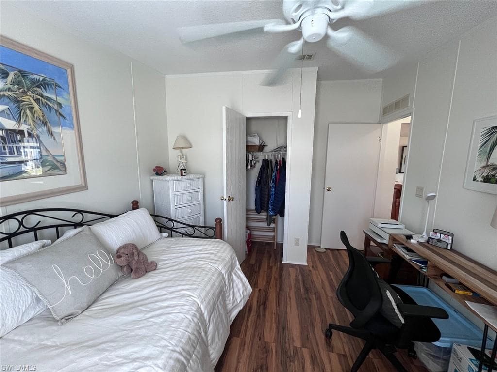 65 Turquoise Ave 65t, Naples, FL 34114-26