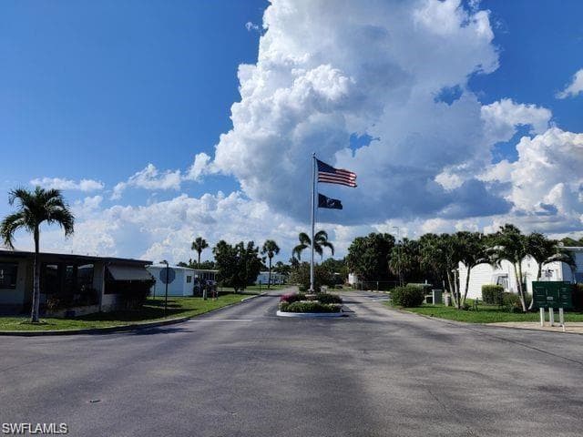 65 Turquoise Ave 65t, Naples, FL 34114-37