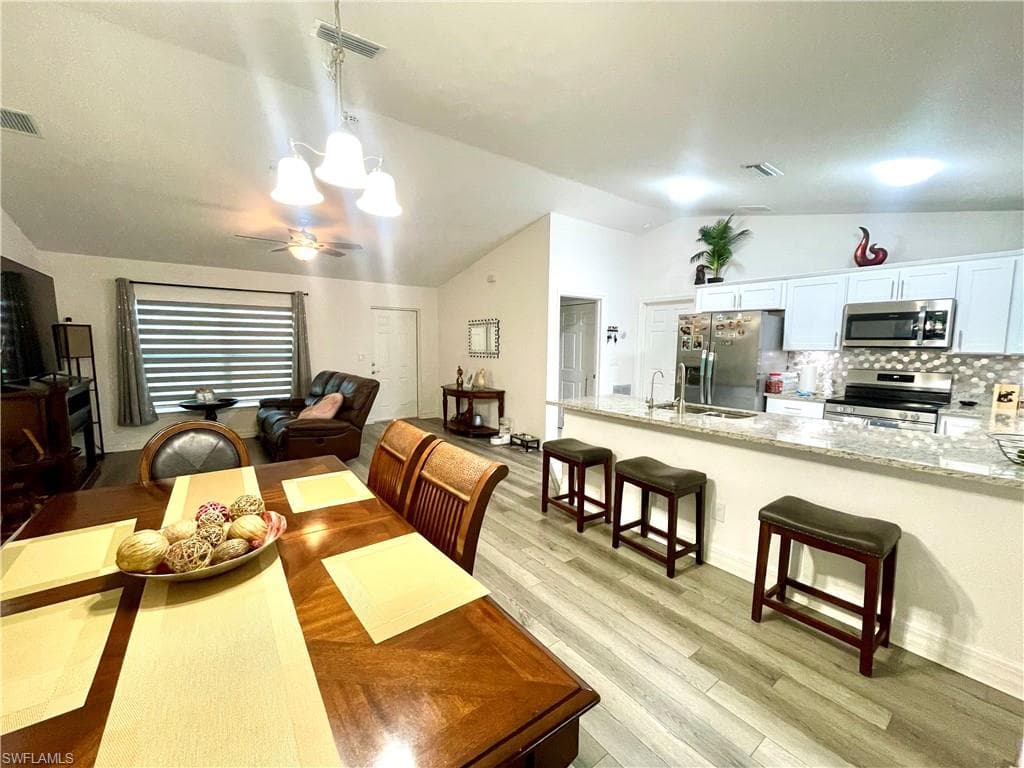 408 7th Ter, Cape Coral, FL 33909-8