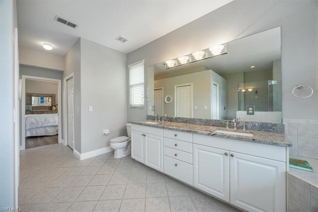 14512 Jekyll Island Ct, Naples, FL 34119-19