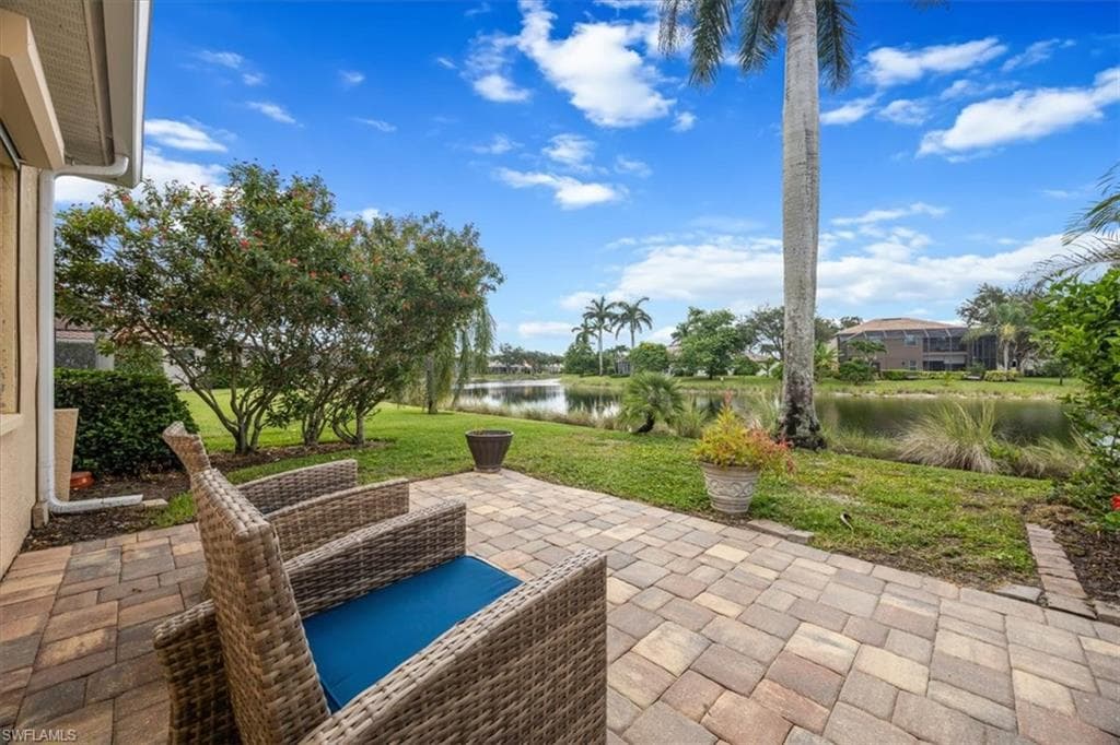 14512 Jekyll Island Ct, Naples, FL 34119-24