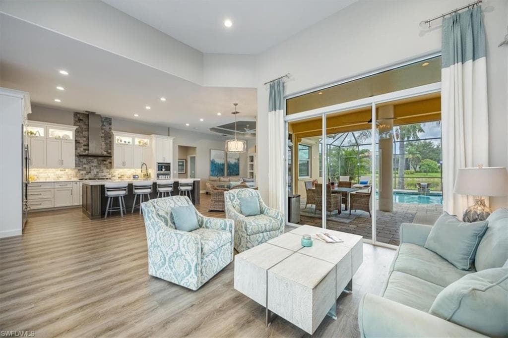 14512 Jekyll Island Ct, Naples, FL 34119-6