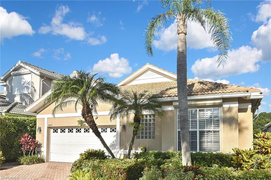 14797 Glen Eden Dr, Naples, FL 34110-1