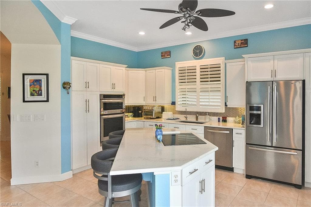 14797 Glen Eden Dr, Naples, FL 34110-32